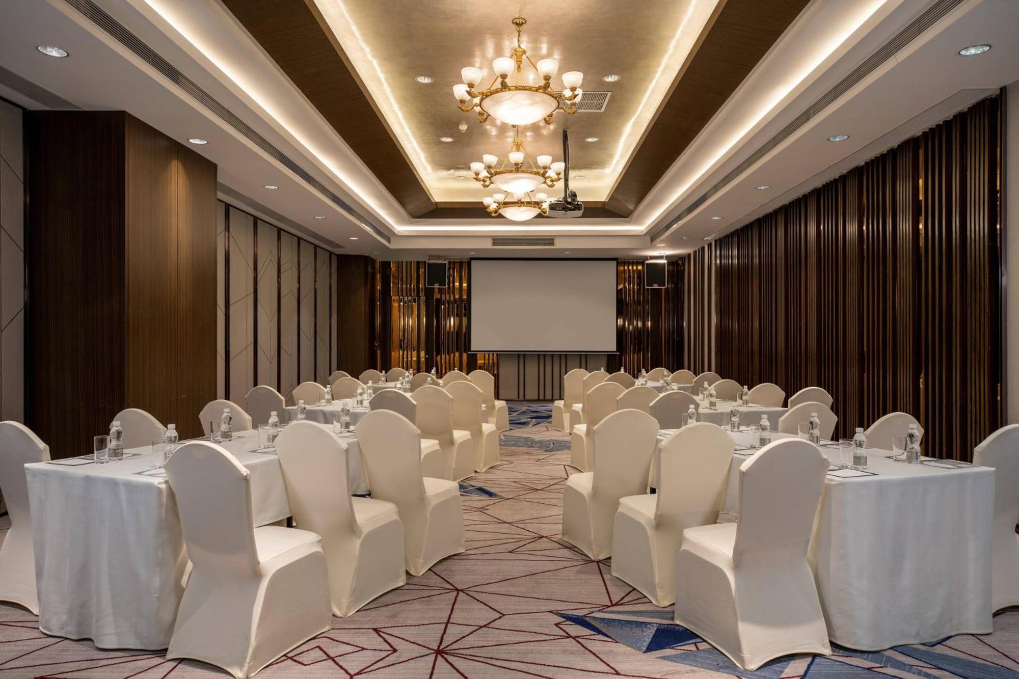 Renaissance Shenzhen Luohu Hotel Ngoại thất bức ảnh